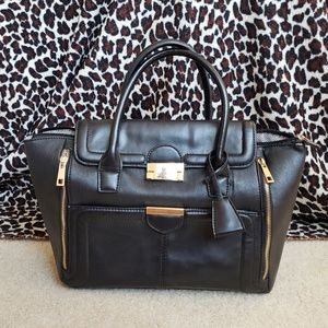 JustFab Black Fall Purse